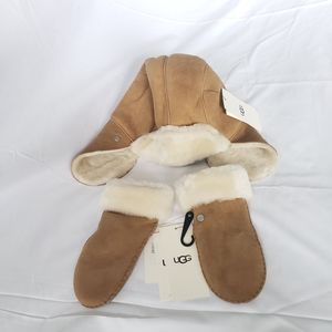 🆕️ Ugg kids sheepskin trapper hat and mittens set